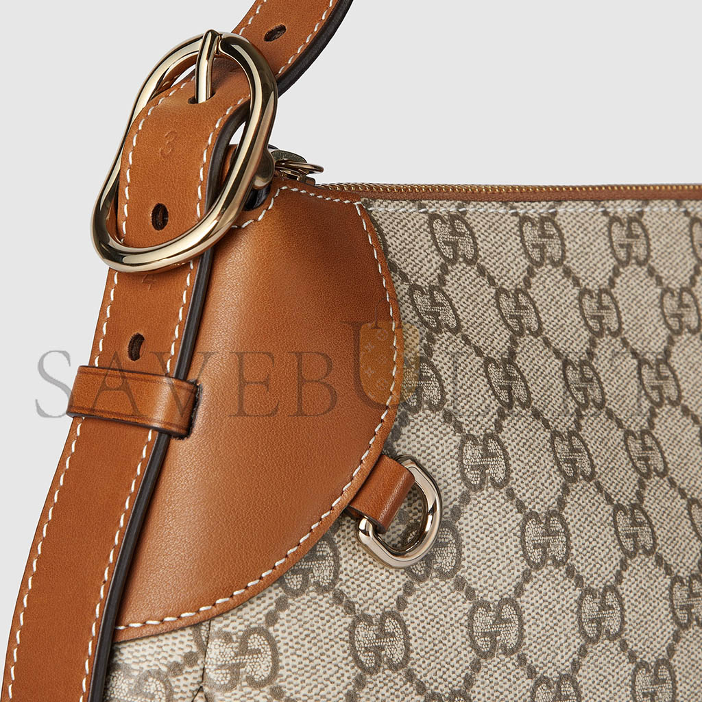 GUCCI GG EMBLEM MEDIUM SHOULDER BAG 815216 (31.5*21*8)